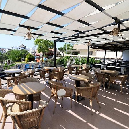 Og-Erim Hotel คูซาดาซี ภายนอก รูปภาพ
