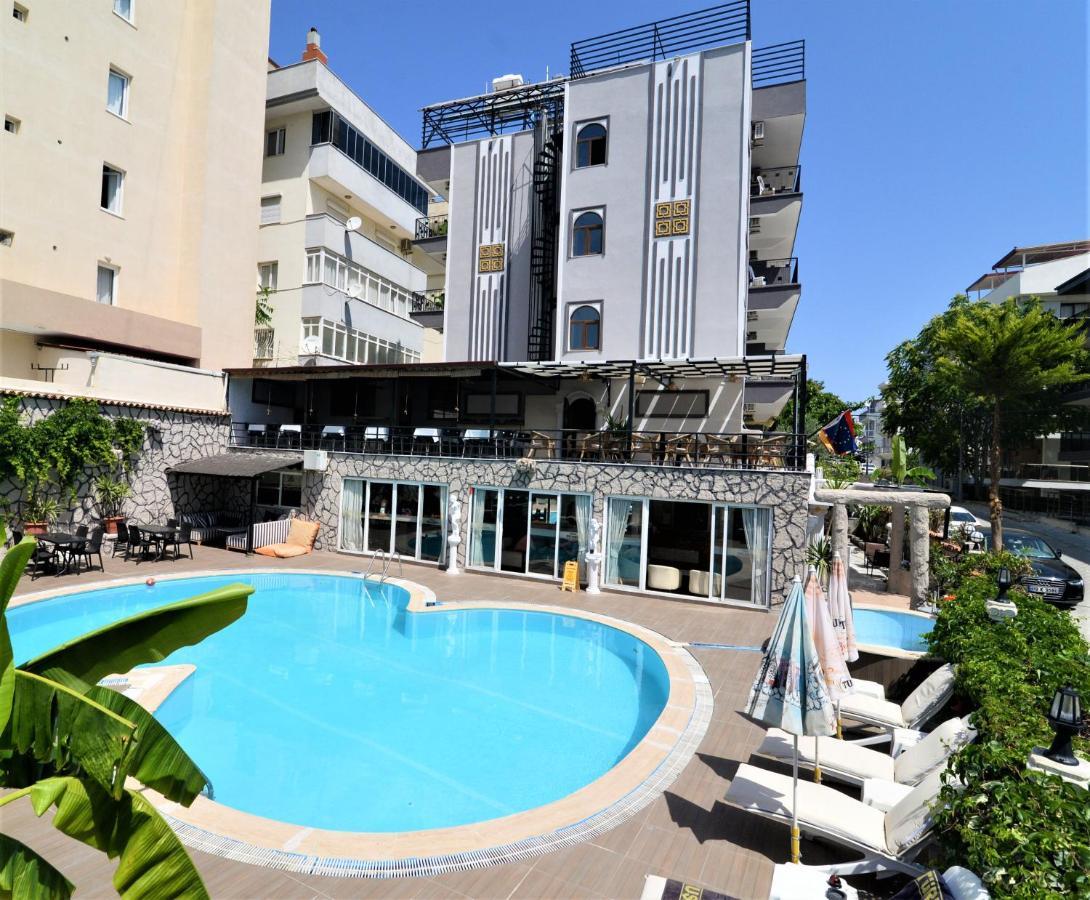 Og-Erim Hotel คูซาดาซี ภายนอก รูปภาพ