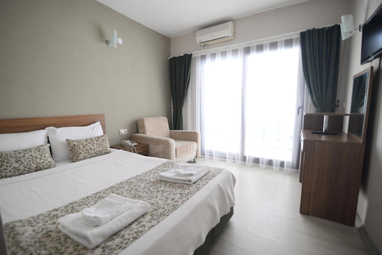 Og-Erim Hotel คูซาดาซี ภายนอก รูปภาพ