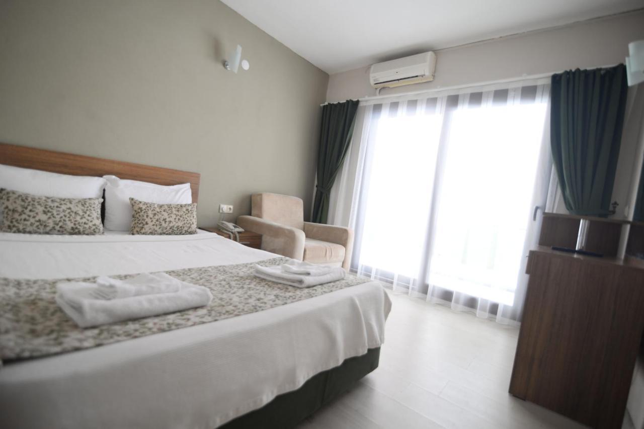 Og-Erim Hotel คูซาดาซี ภายนอก รูปภาพ