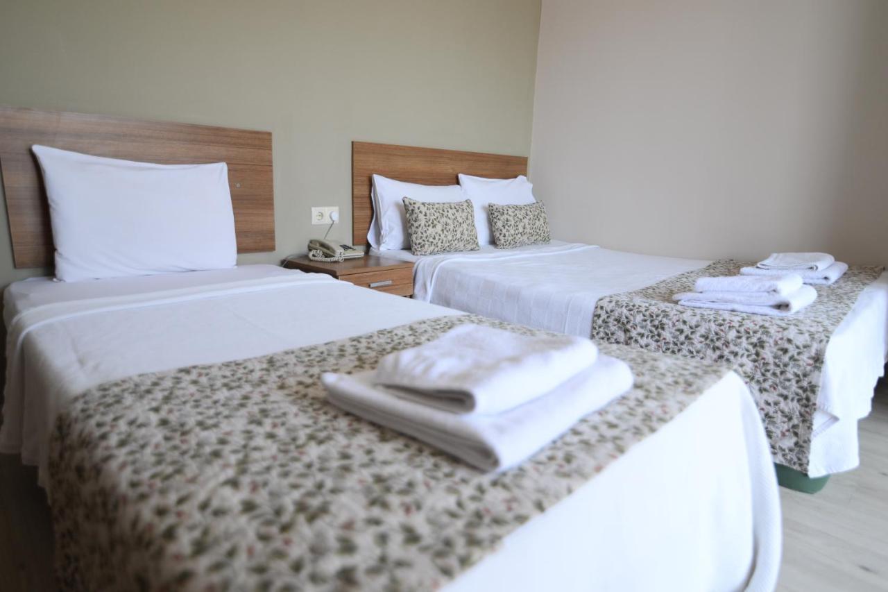 Og-Erim Hotel คูซาดาซี ภายนอก รูปภาพ